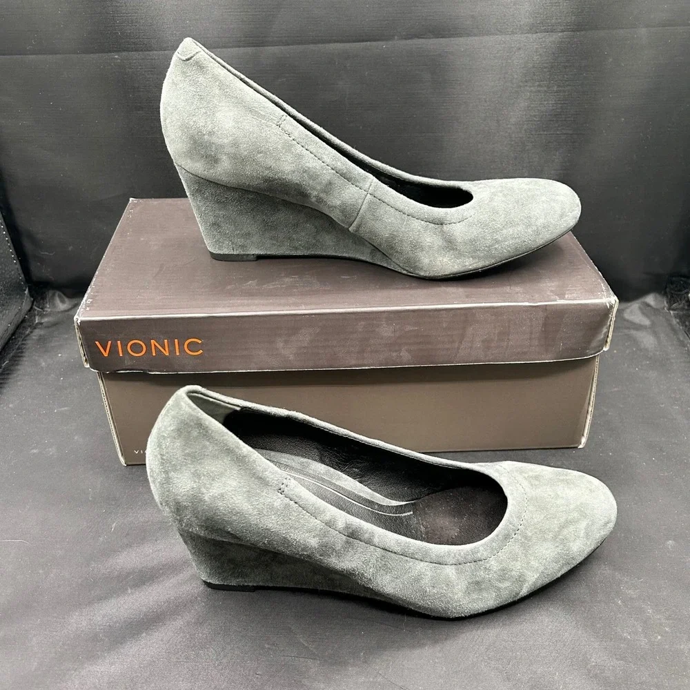 Vionic Lux Camden Wedge Heel Pumps Comfortable Dark Gray‎ Suede Size 8